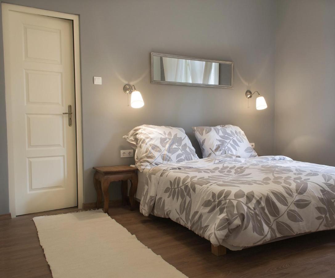 Adorable, Cosy Apartment At The Heroes' Square 布达佩斯 外观 照片